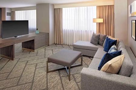 DoubleTree by Hilton Tulsa Downtown - 60
