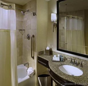 Hilton Americas - - 10