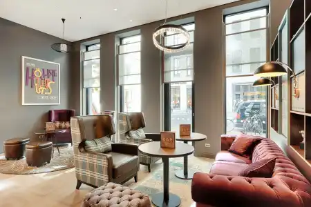 Premier Inn Berlin Alexanderplatz - 27