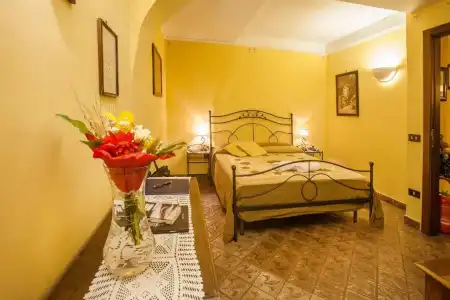 Alloggio dei Vassalli, In the Heart of the Historic Center - 144