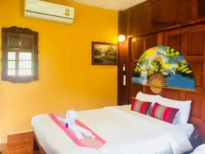 Phuphet Hill Resort - 19
