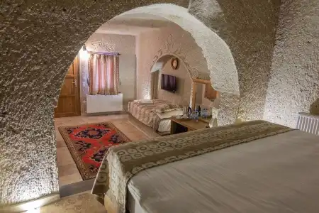 Sunset Cave - 237
