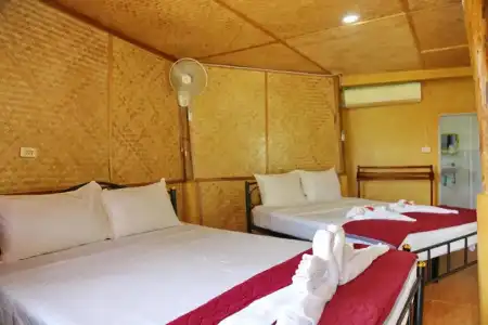 TP Hut Bungalows - 1