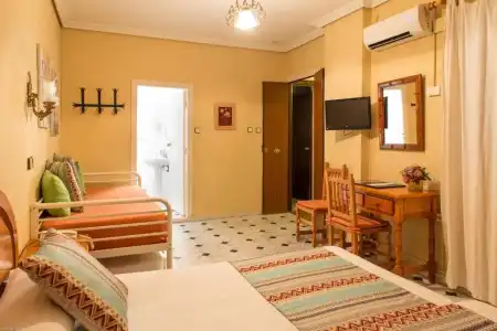 Bed & Breakfast Naranjo - 1