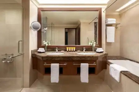 Sule Shangri-La, Yangon - 7