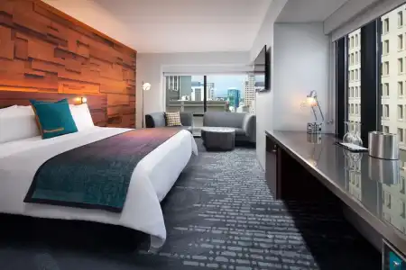W Seattle - 90