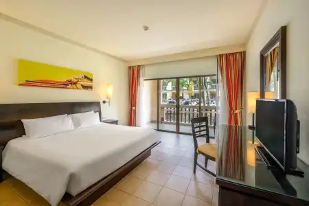 Centara Kata Resort Phuket - 3