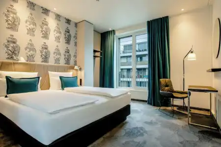 Motel One Dresden Am Zwinger - 43