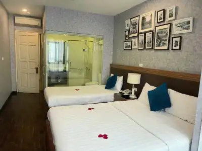 Golden Moon Suite - 52