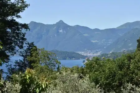 Diffuso Il Portichetto sulla collina a Vezio Perledo - 232