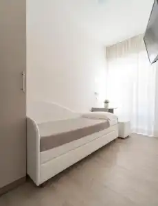 Annalisa - 44