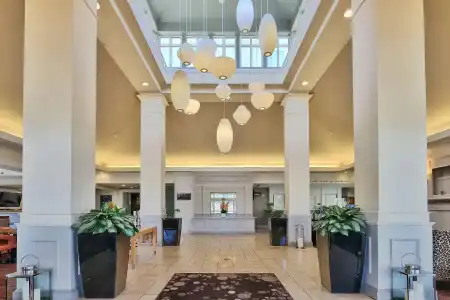 Hilton Garden Inn Albuquerque / Journal Center - 1