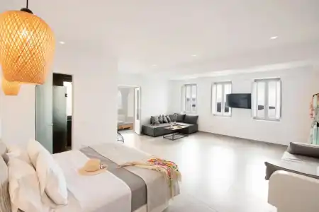 Caldera Cliff Illusion Suites - 146