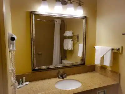 Quality Inn & Suites Vancouver - Hazel Dell - 57