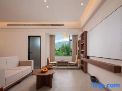 Baiyu Yunlong (Lijiang Ancient City) - 124