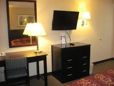 Atlantic Motor Inn Near Boardwalk - 1