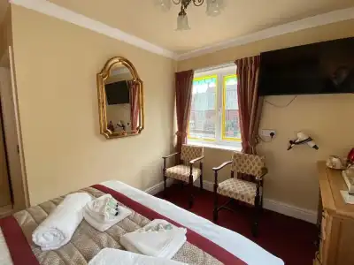 Chester House Guest House - 164