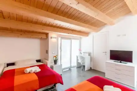 B&B Bianco E Blu - 37