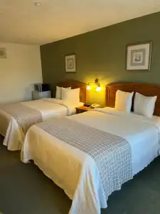The Grand Nanaimo - 12