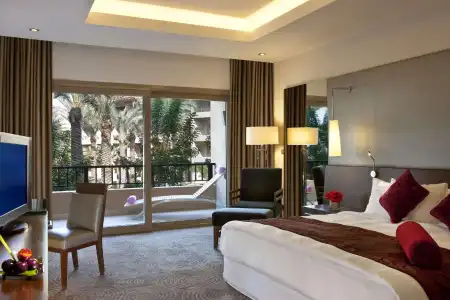 Dusit Thani LakeView Cairo - 39