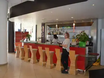 Ibis Marseille Centre Euromed - 22