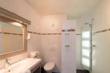 Hotel - 25