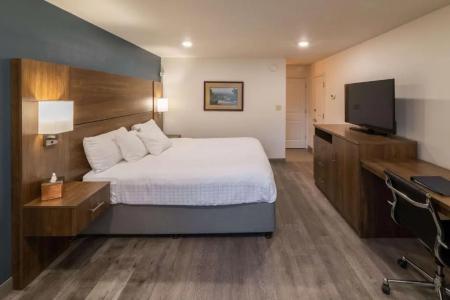 Best Western Plus Clocktower Inn - 46