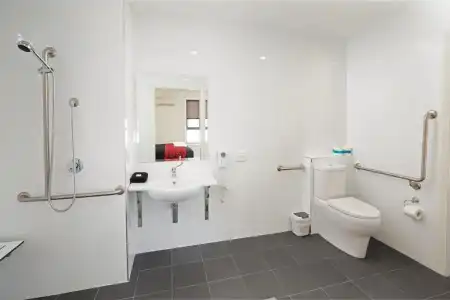 Cardiff Executive Apartments - 33