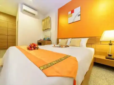 Capital O OYO 737 Beyond Suite Rama8 - 3