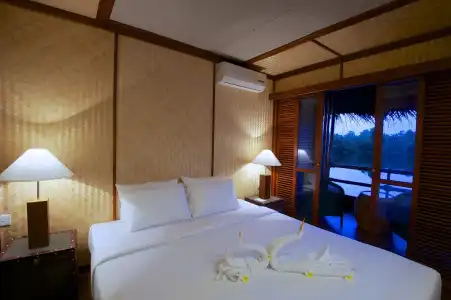 Yathra Houseboat - 1