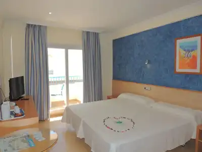 Punta del Cantal Suites - 62