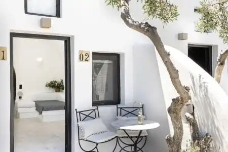 Pearl of Caldera Oia Boutique - 33
