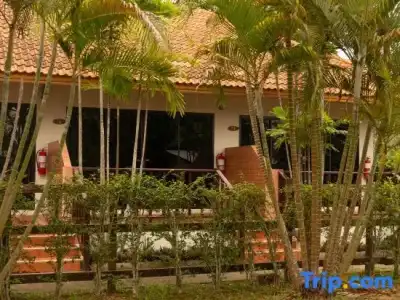 Sailom Resort Bangsaphan - 58