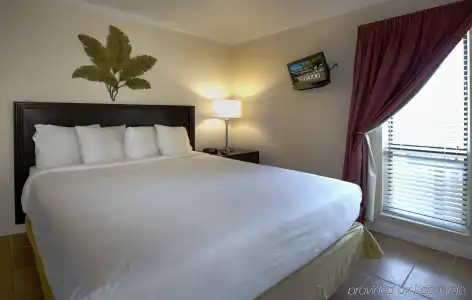 Sailport Waterfront Suites - 40