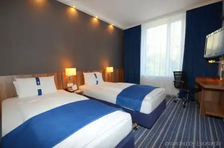 Holiday Inn Express Dresden City Centre - 3