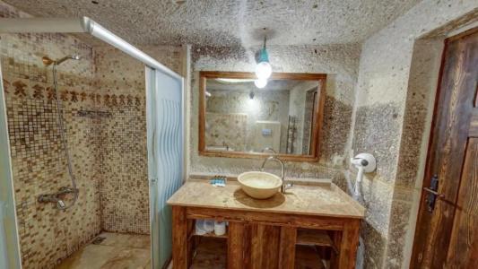 Elegance Cave Suites - 50