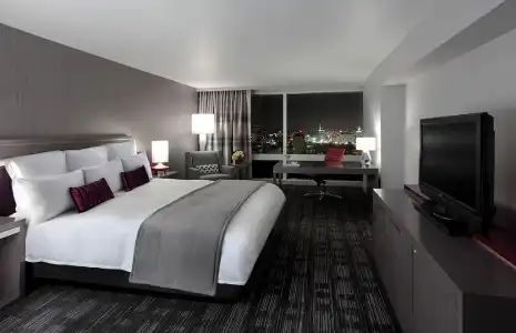 Loews Hollywood - 55