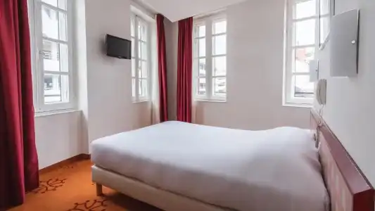 Hôtel Ours Blanc Centre - 40