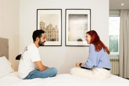 LATROUPE Grand Place Hostel - 21
