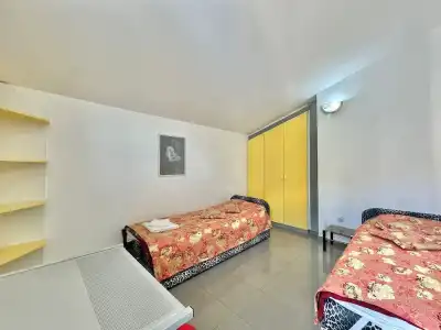 Sun Rose Apartments - 120
