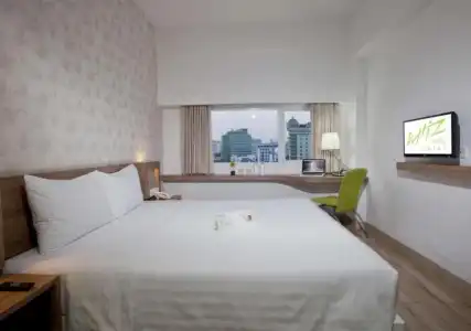 Whiz Cikini Jakarta - 5