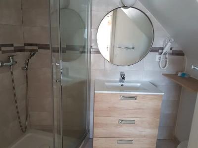 Alexandra Sitges - 69