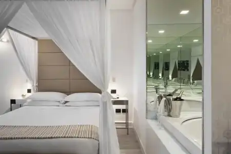 LHP Napoli Palace & Spa - 57