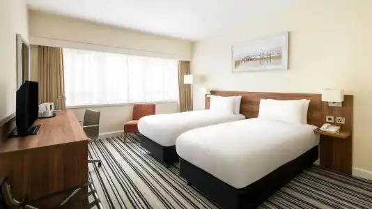 Holiday Inn Brighton Seafront by IHG - 39