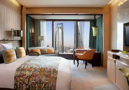 The Ritz-Carlton Shanghai, Pudong - 10