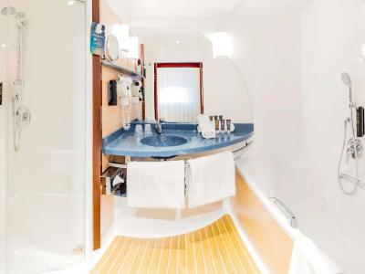 Novotel Suites Geneve Aeroport - 55