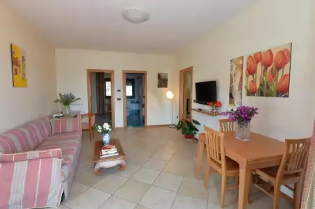 Miramare Residence Guest House - 77