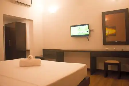 The Suite 262 - 58