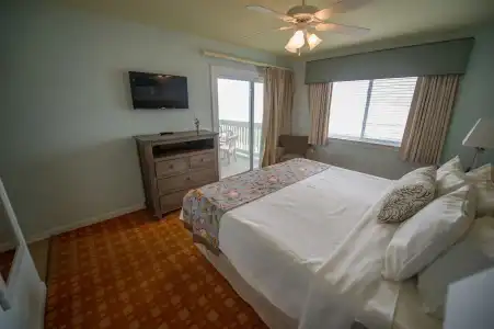 Sandpebble Beach Club Surfside Beach a Ramada by Wyndham - 4