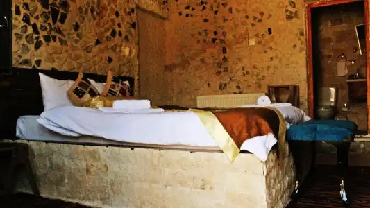 Stone Age Mansion - 68